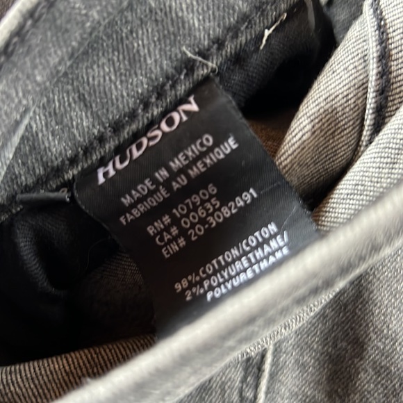 Set of 3 pair jeans. - Picture 4 of 7